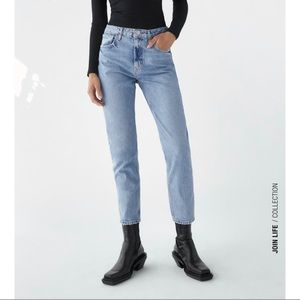 SOLD Zara slim fit high rise jeans